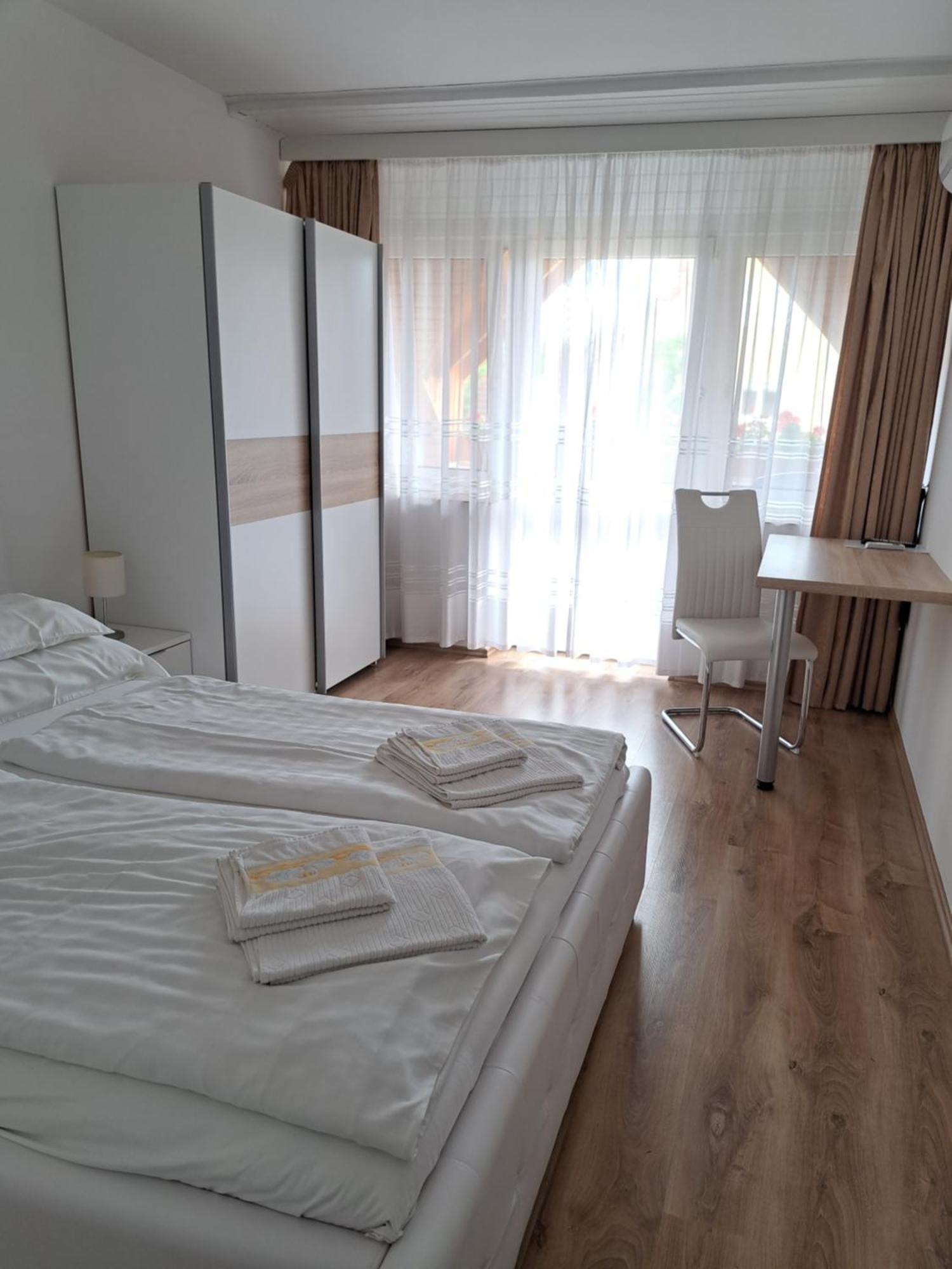EMMA -Harkány Apartman Habitación foto